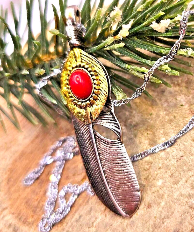 Beautiful Red Agate Two Tone Artistic Double Leaf Pendant Necklace