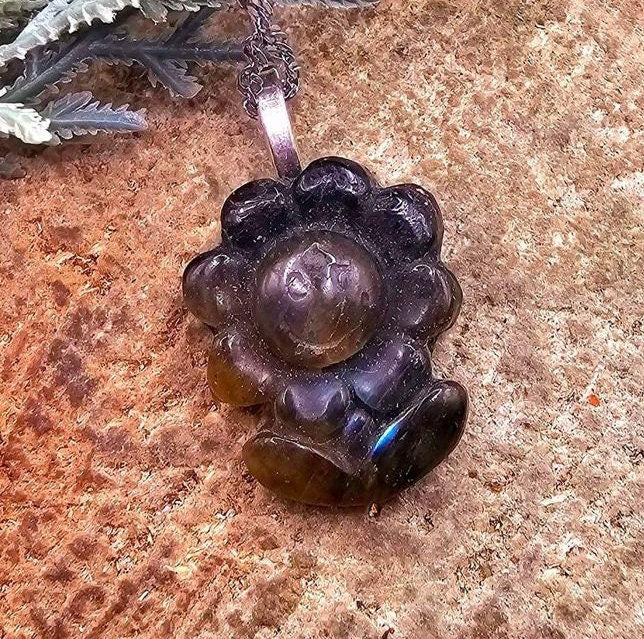 Adorable Nature Labradorite Happy Sunflower Pendant Necklace