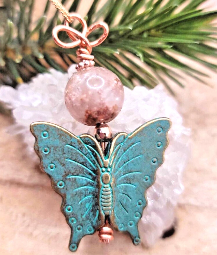 Unique Nature Plum Blossom Rutilated Bead With Bass Butterfly Pendant Necklace