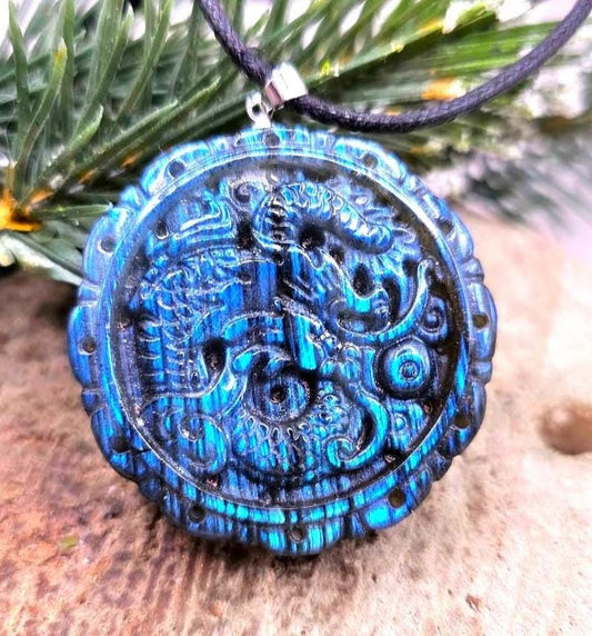 Nature Labradorite Carved Flashy Oriental Dragon Pendant Necklace