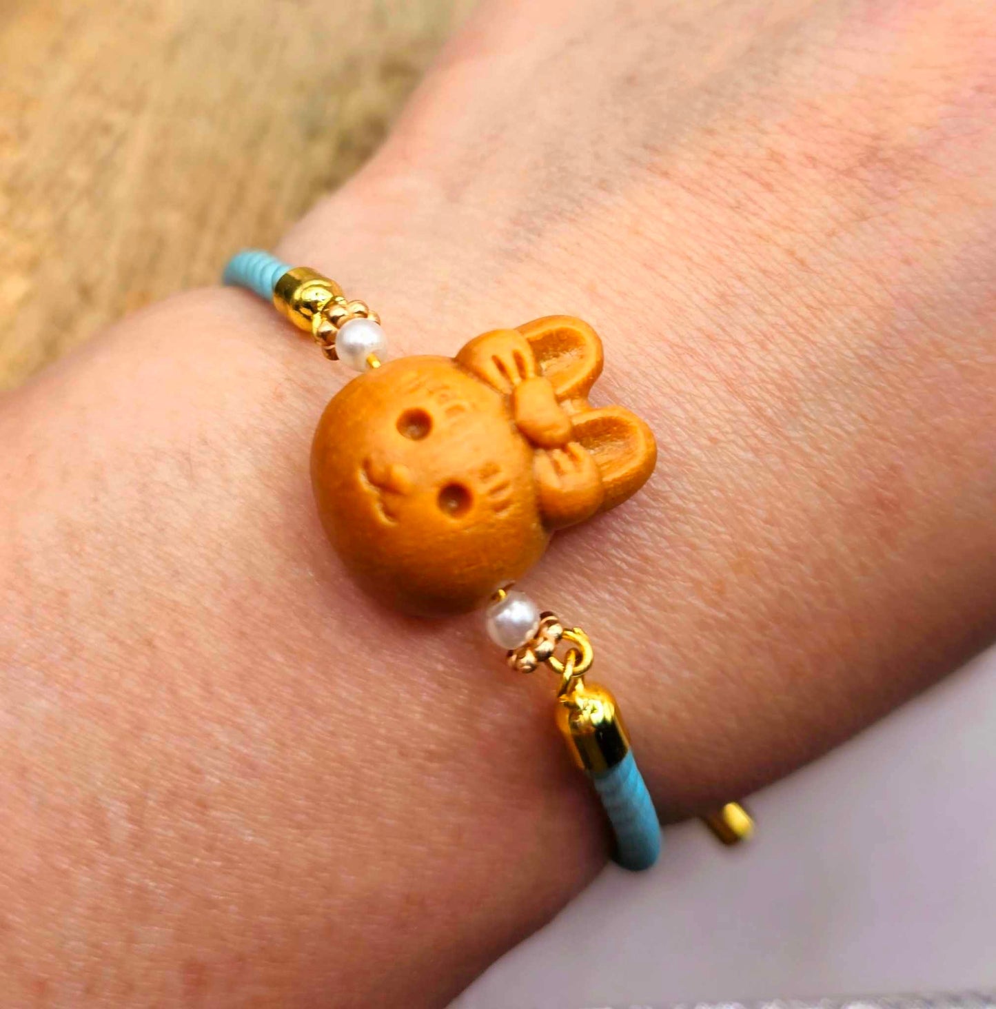 Nature Crystal Wood Rabbit Head Adjustable Blue Knitted Bracelet