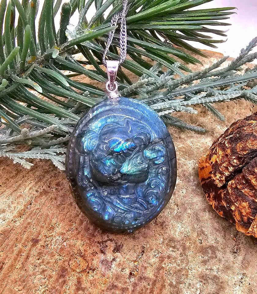 Nature Labradorite Carved Flashy Sailor Moon Profile Pendant Necklace