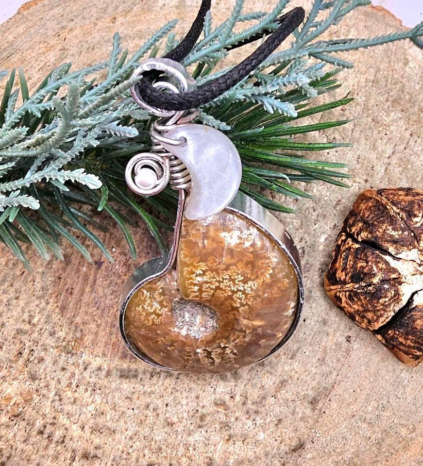 Nature Flashy Ammonite Moonstone Moon Wire Wrapped Pendant Necklace