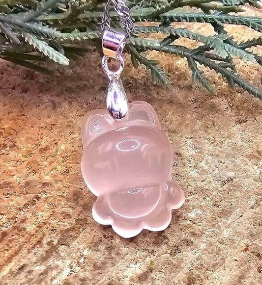 Adorable Nature Rose Quartz Hand Carved Rabbit Pendant Necklace