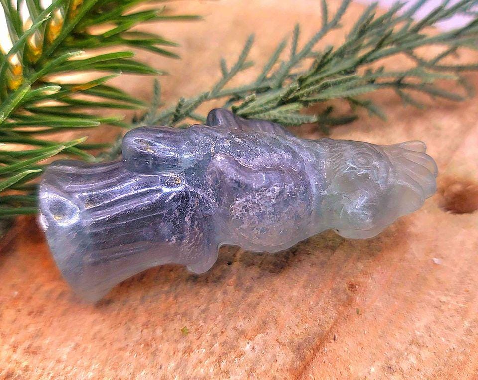 Beautiful Nature Rainbow Fluorite Hand Carved Woodpecker On Tree Stump Figure