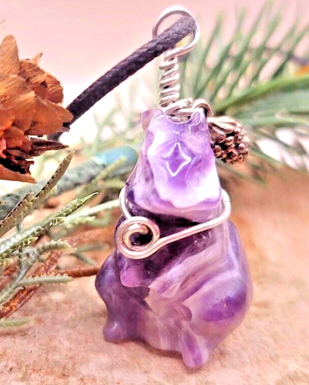 Adorable Nature Dream Amethyst Hand Carved Rabbit With Acorn Pendant Necklace