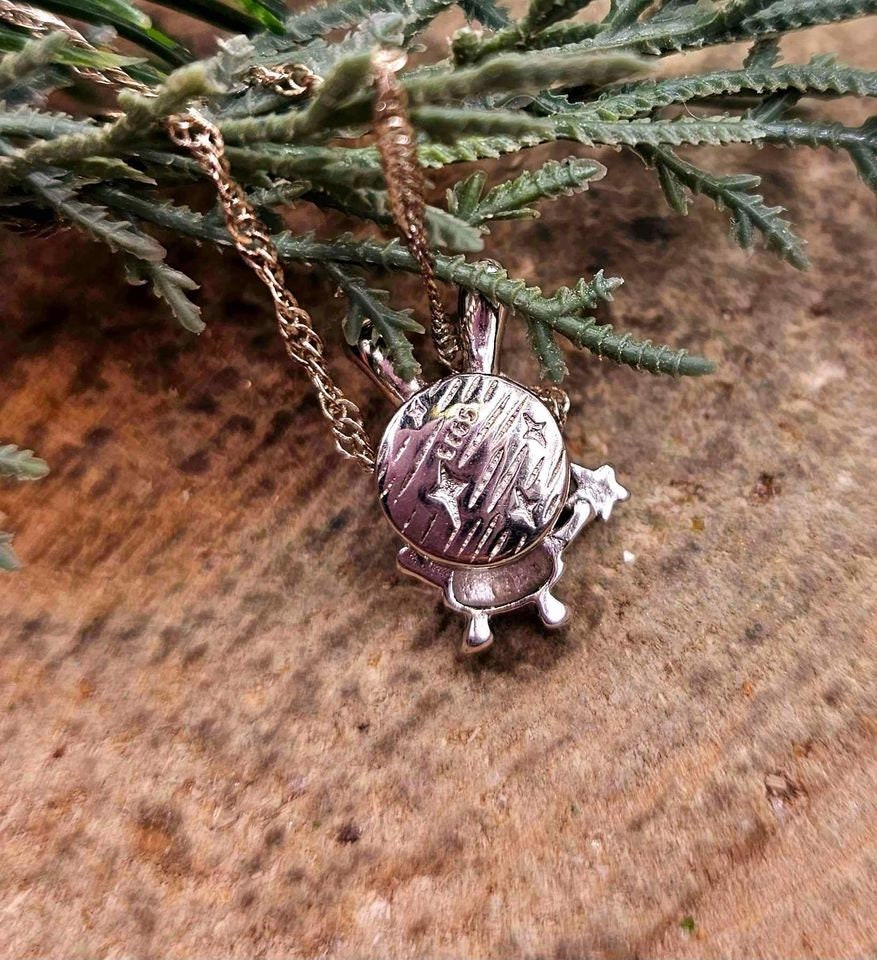 Nature Purple Meteorite Gibeon Bunny Astronaut S925 Pendant Necklace