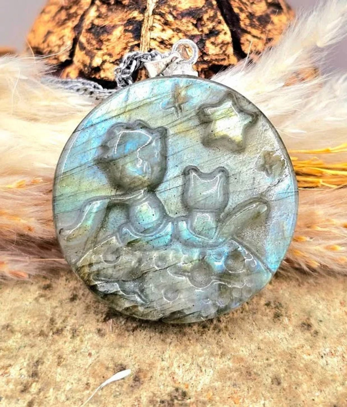 Natural Labradorite Little Prince And Fox Pendant Necklace HD
